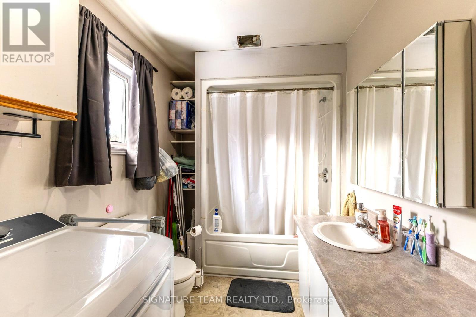 10 Meadow Street, Whitewater Region, Ontario  K0J 1K0 - Photo 12 - X12718890