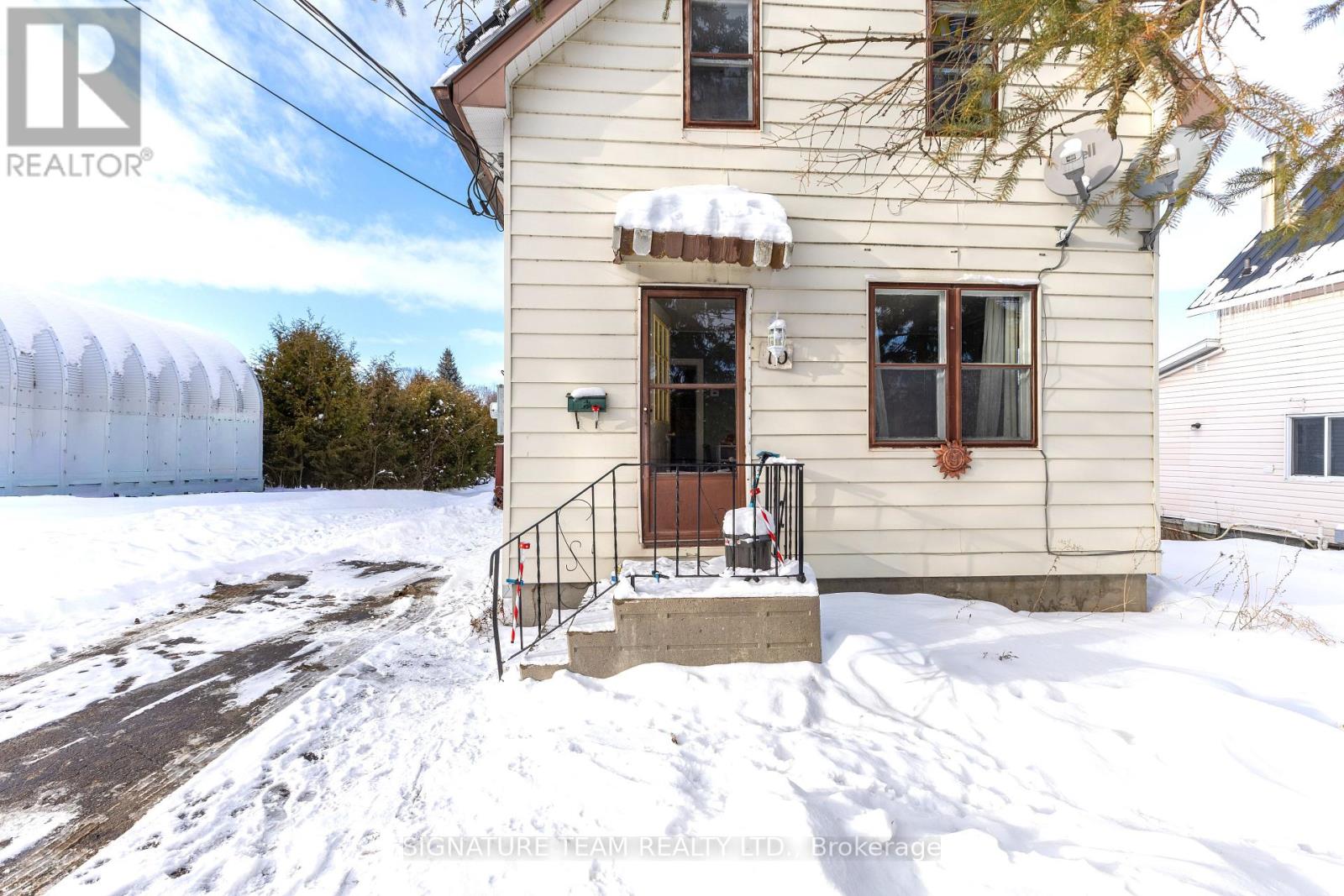 10 Meadow Street, Whitewater Region, Ontario  K0J 1K0 - Photo 20 - X12718890