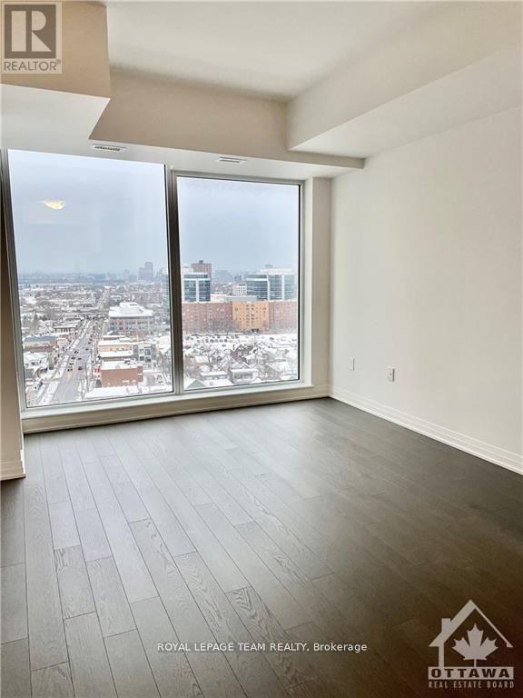 1502 - 805 Carling Avenue, Ottawa, Ontario  K1S 5W9 - Photo 6 - X12718796