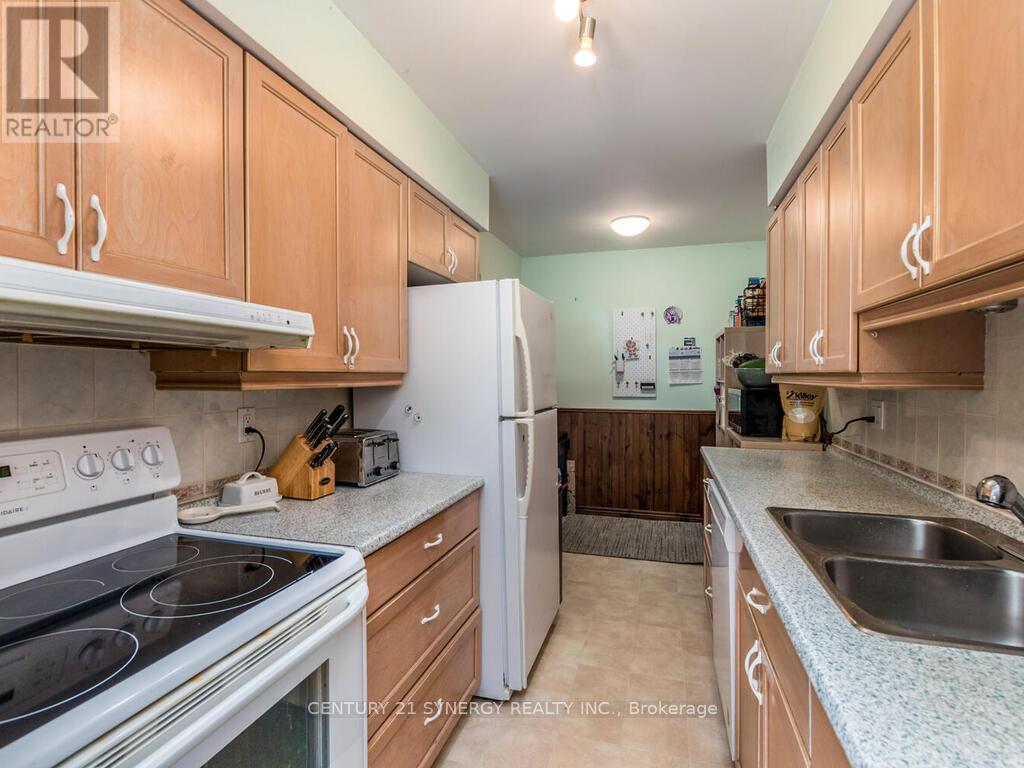 94 Bujold Court, Ottawa, Ontario  K2L 3N7 - Photo 10 - X12718830