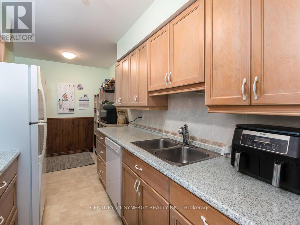 94 Bujold Court, Ottawa, Ontario  K2L 3N7 - Photo 11 - X12718830