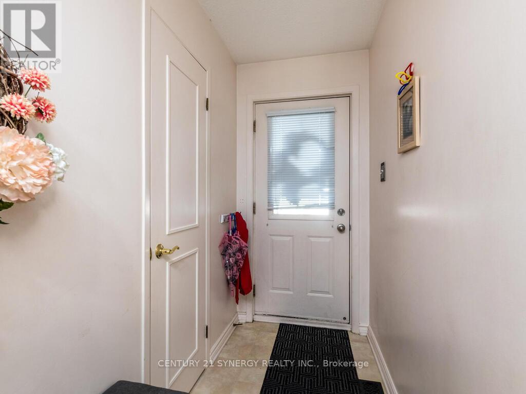 94 Bujold Court, Ottawa, Ontario  K2L 3N7 - Photo 2 - X12718830
