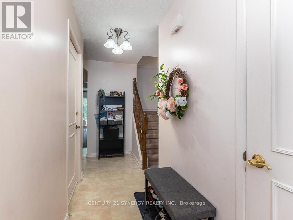 94 Bujold Court, Ottawa, Ontario  K2L 3N7 - Photo 4 - X12718830