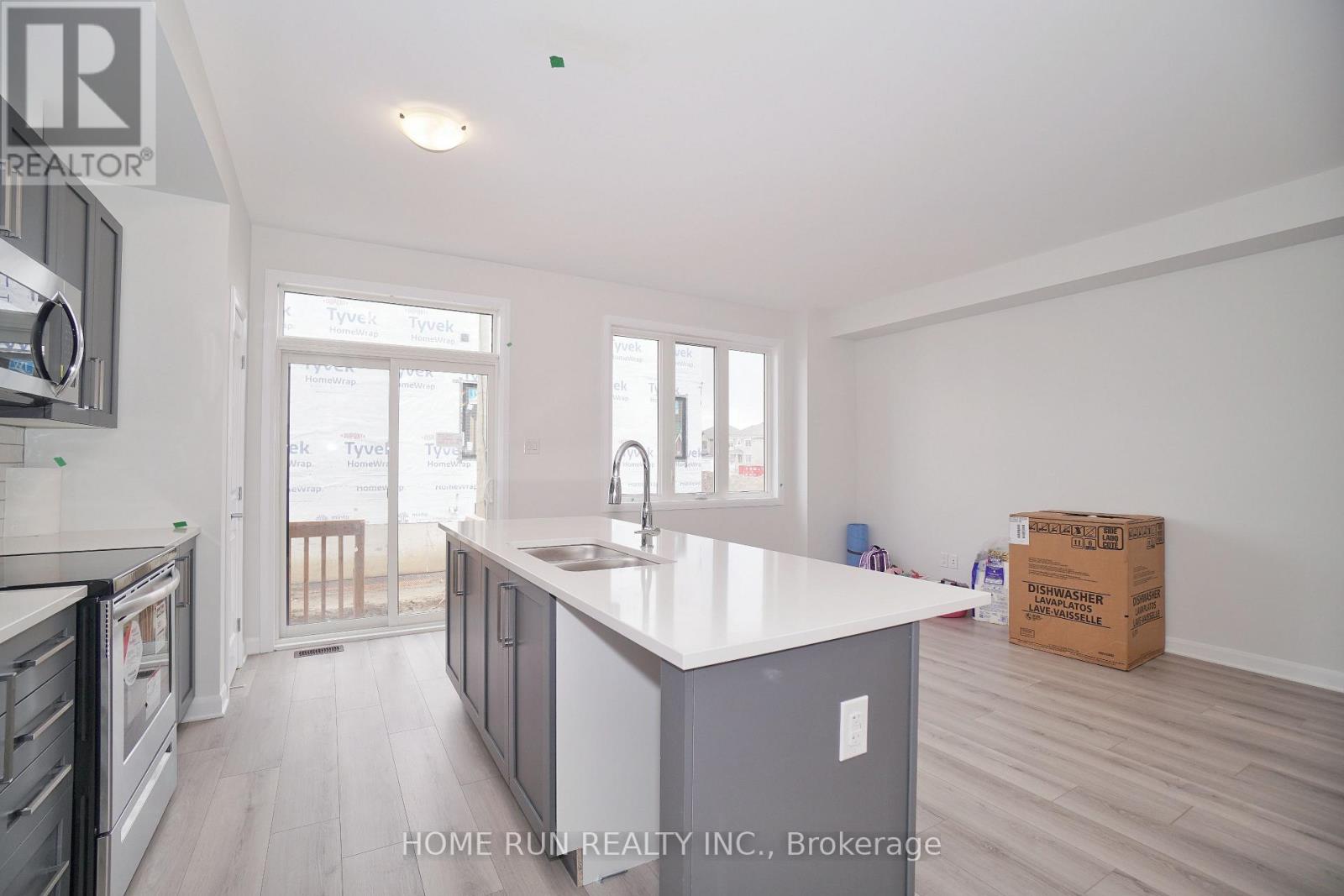 803 Everbloom Lane, Ottawa, Ontario  K2J 6Z6 - Photo 10 - X12718932