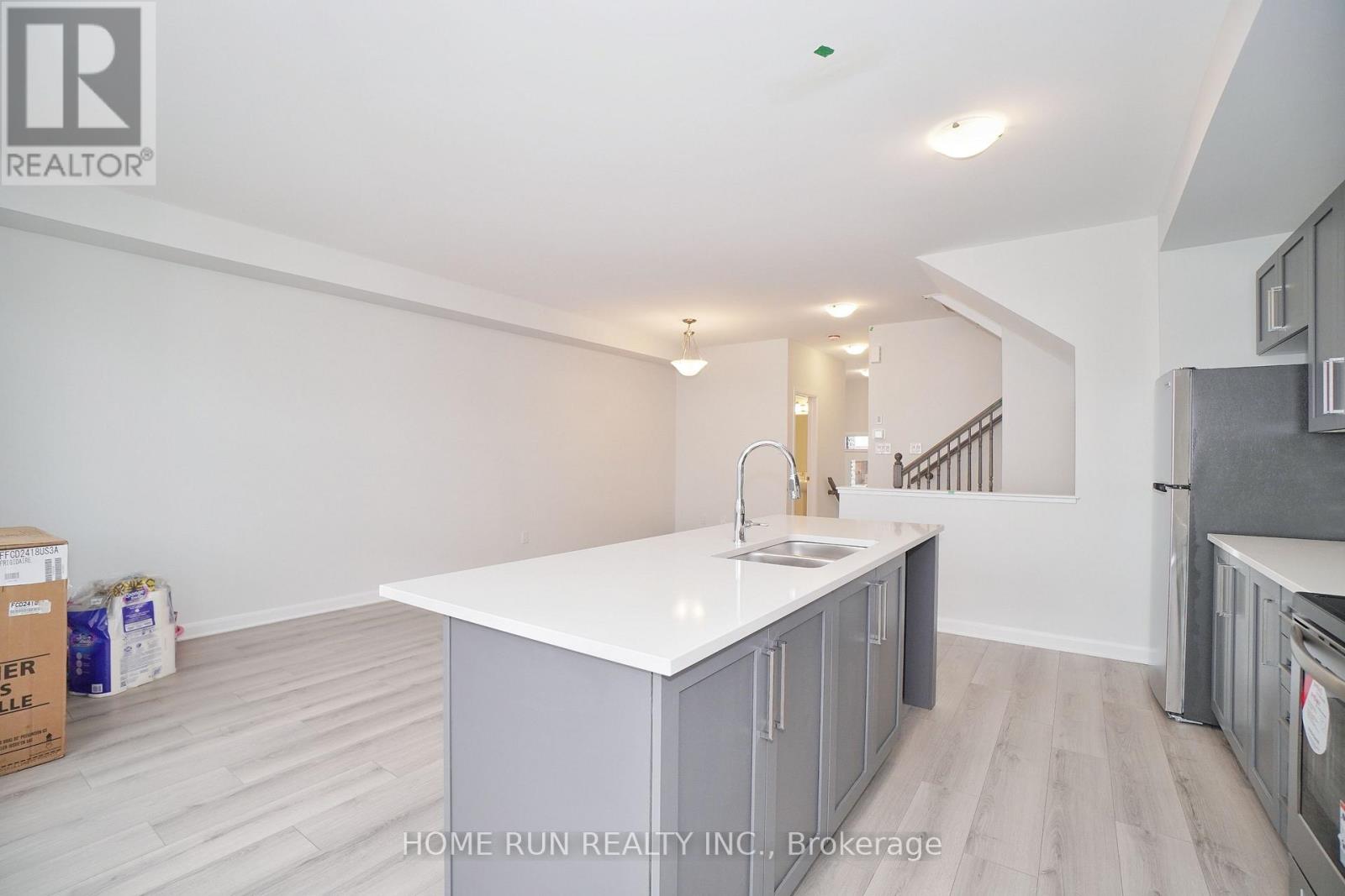 803 Everbloom Lane, Ottawa, Ontario  K2J 6Z6 - Photo 11 - X12718932