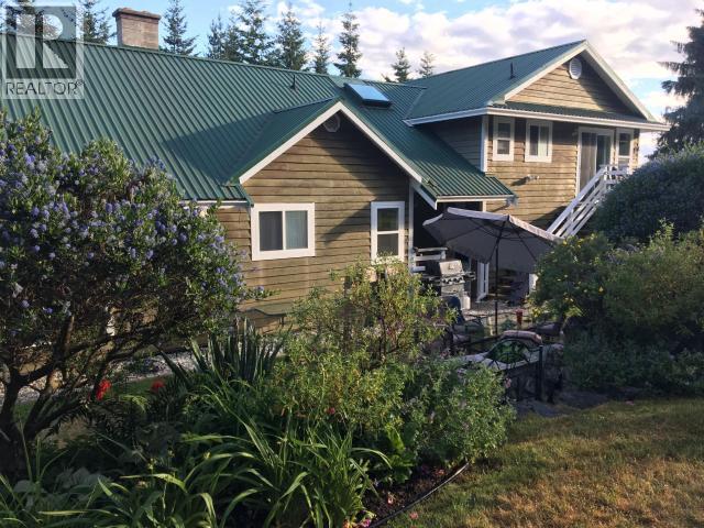 7241 Warner Street, Powell River, British Columbia   - Photo 28 - 19596