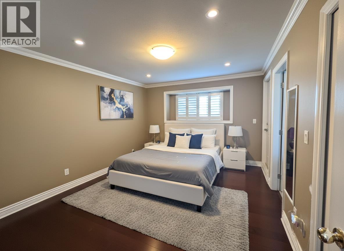 6916 Cunningham Court, Burnaby, British Columbia V5E 0B1 - Photo 8 - R3081168