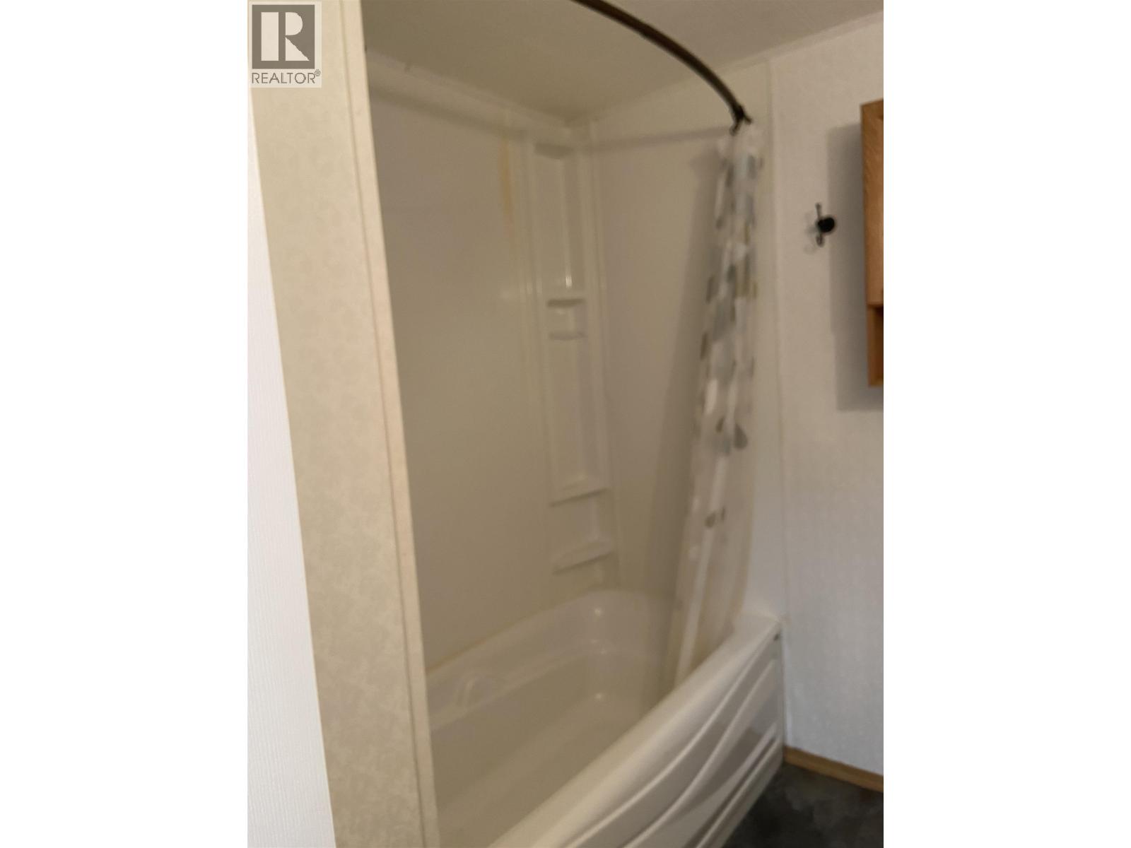 12802 Fleet Street, Charlie Lake, British Columbia  V1J 4M7 - Photo 14 - R3066185