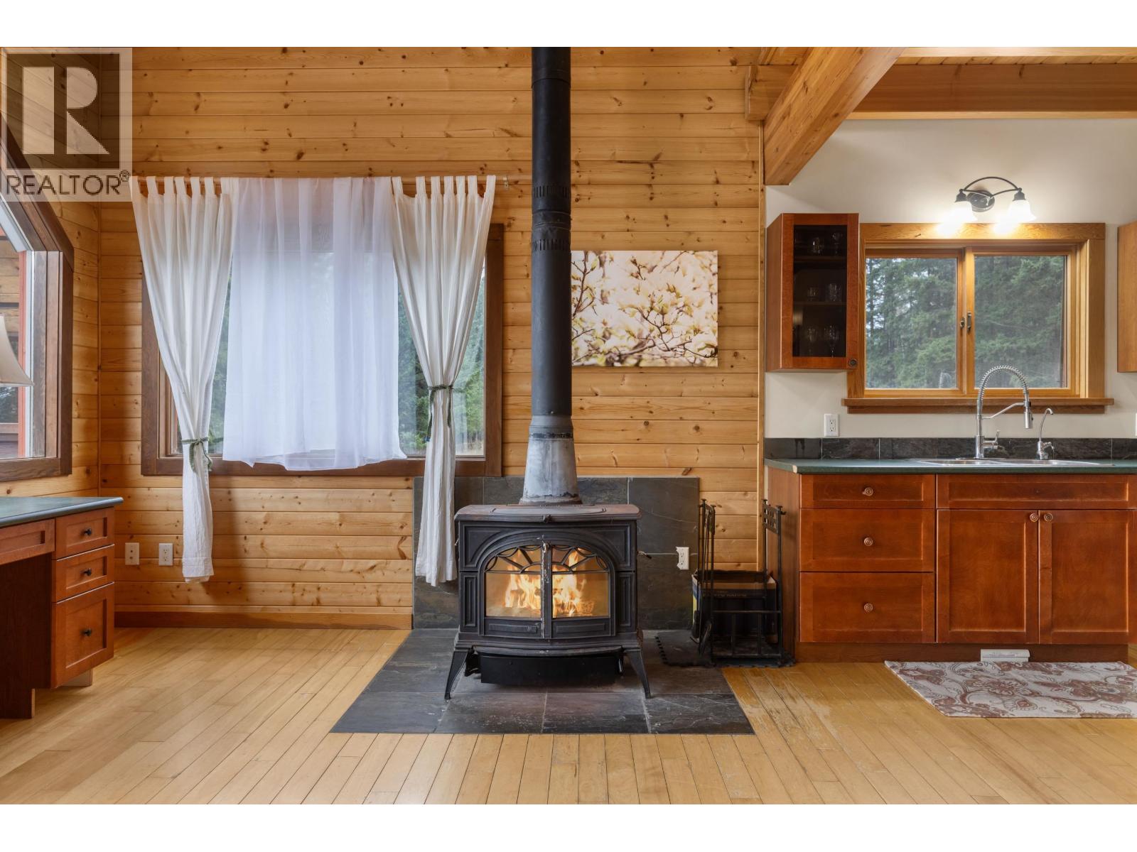 3492 Blackwater Road, D'arcy, British Columbia  V0N 1L0 - Photo 5 - R3072305