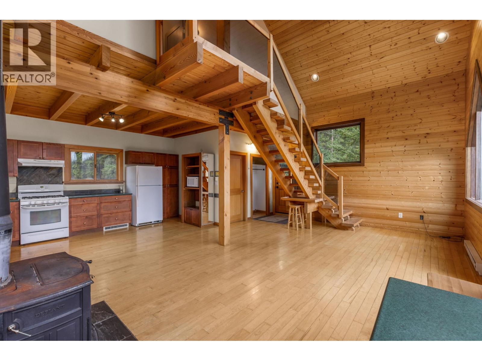 3492 Blackwater Road, D'arcy, British Columbia  V0N 1L0 - Photo 8 - R3072305