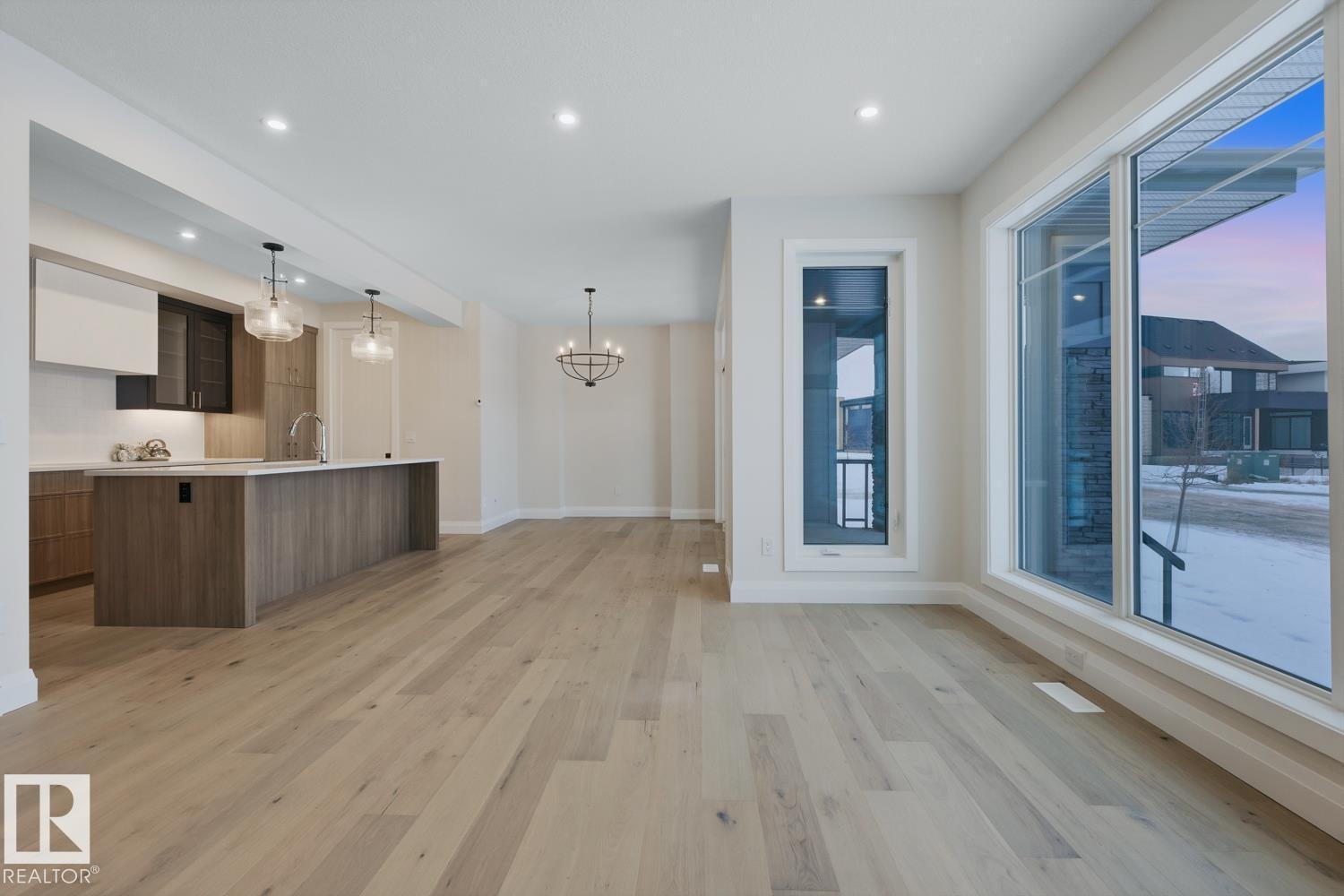 6704 Crawford Wy Sw, Edmonton, Alberta  T6W 4L7 - Photo 11 - E4470688