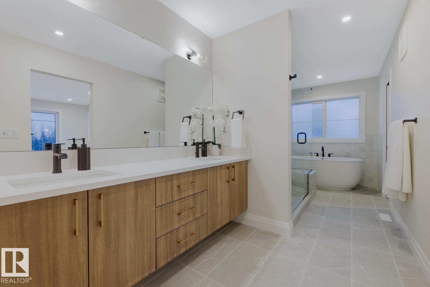 6704 Crawford Wy Sw, Edmonton, Alberta  T6W 4L7 - Photo 36 - E4470688