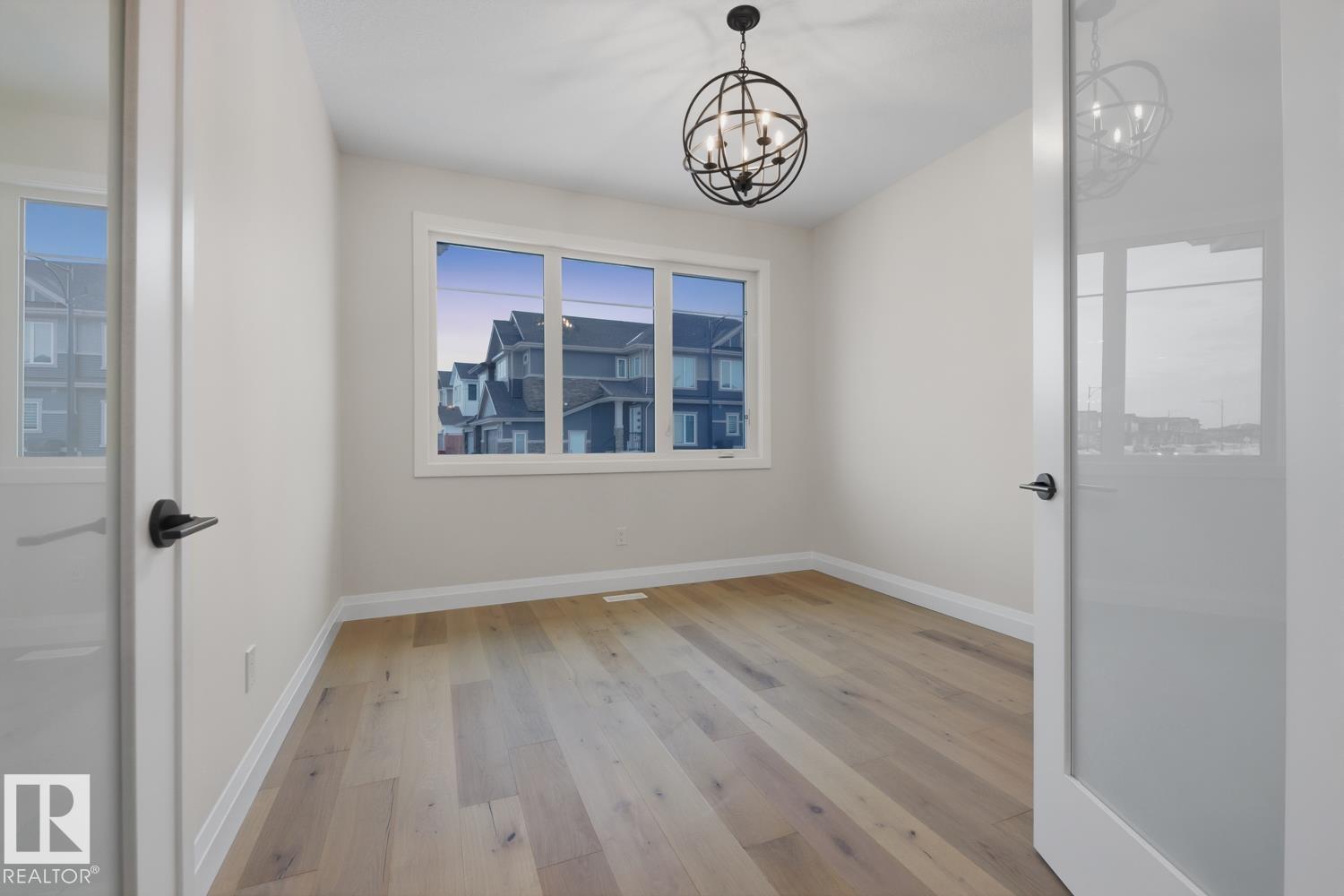 6704 Crawford Wy Sw, Edmonton, Alberta  T6W 4L7 - Photo 5 - E4470688