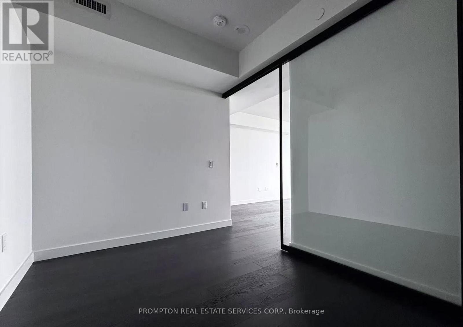 6701 - 1 Concord Cityplace Way, Toronto, Ontario  M5V 0X3 - Photo 13 - C12718892