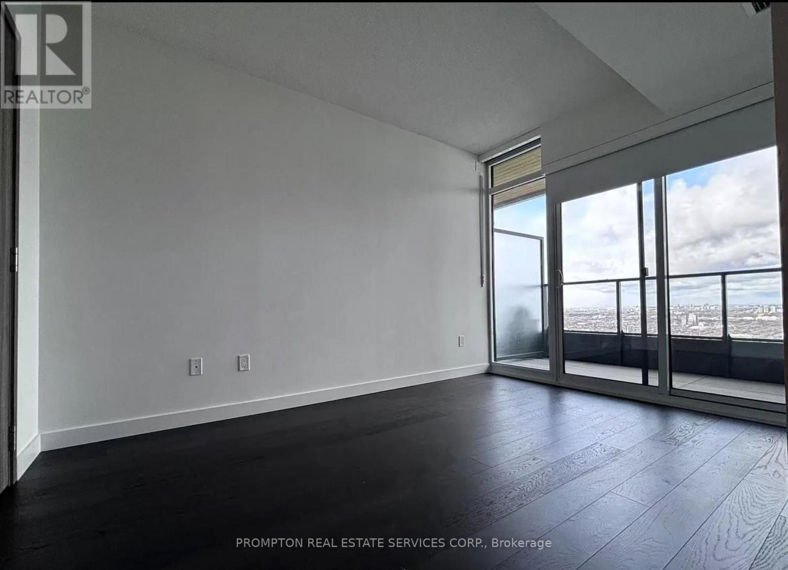 6701 - 1 Concord Cityplace Way, Toronto, Ontario  M5V 0X3 - Photo 8 - C12718892