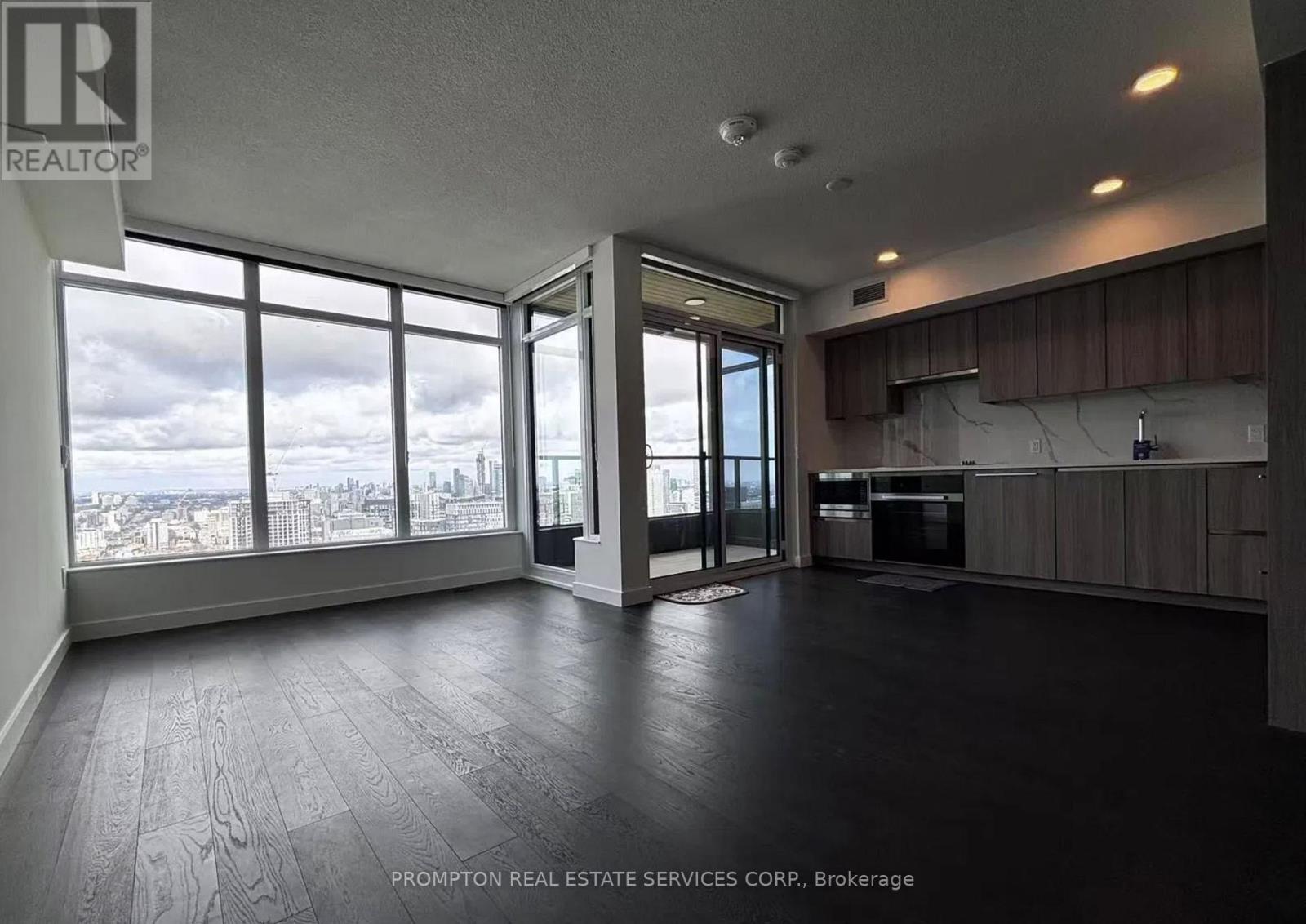 6701 - 1 Concord Cityplace Way, Toronto, Ontario  M5V 0X3 - Photo 9 - C12718892