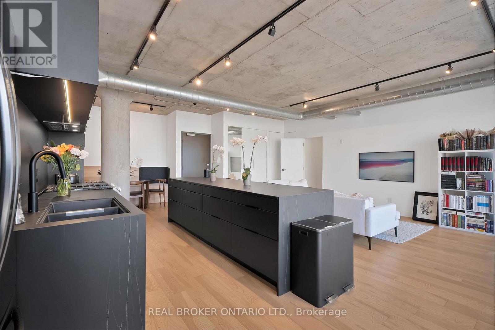 603 - 42 Camden Street, Toronto, Ontario  M5V 1V1 - Photo 6 - C12718918