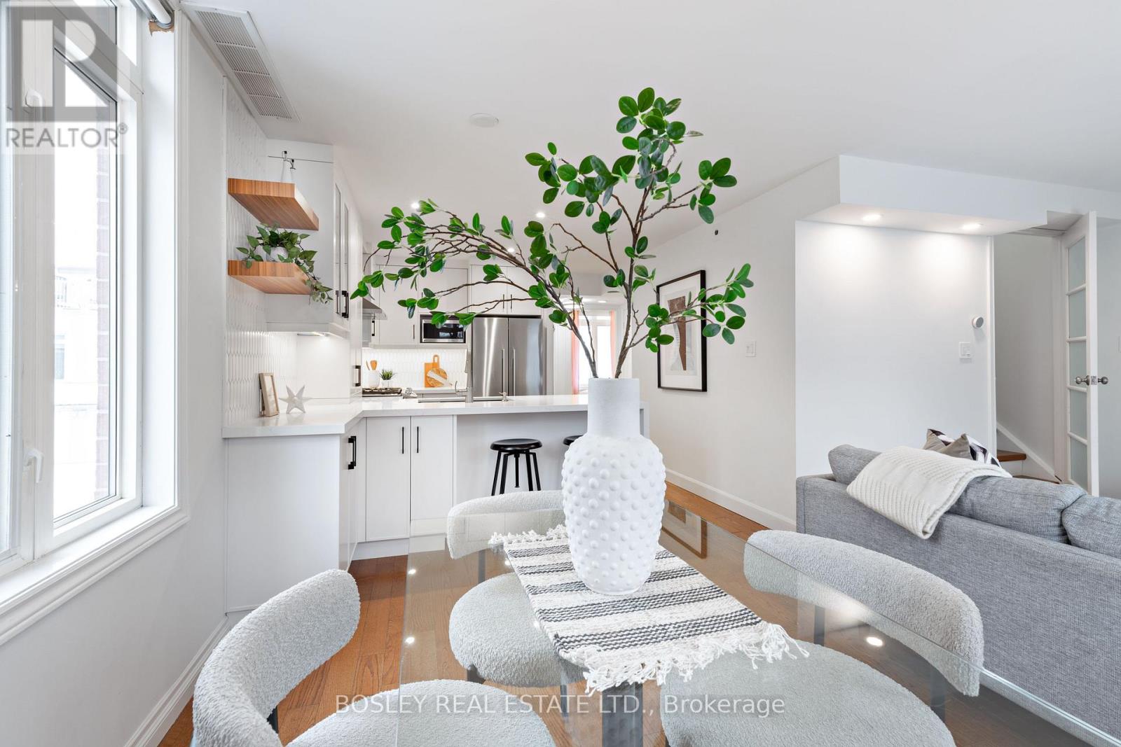 1802 - 12 Sudbury Street, Toronto, Ontario  M6J 3W7 - Photo 11 - C12718940