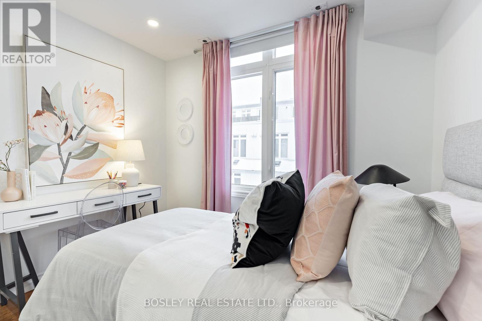 1802 - 12 Sudbury Street, Toronto, Ontario  M6J 3W7 - Photo 18 - C12718940