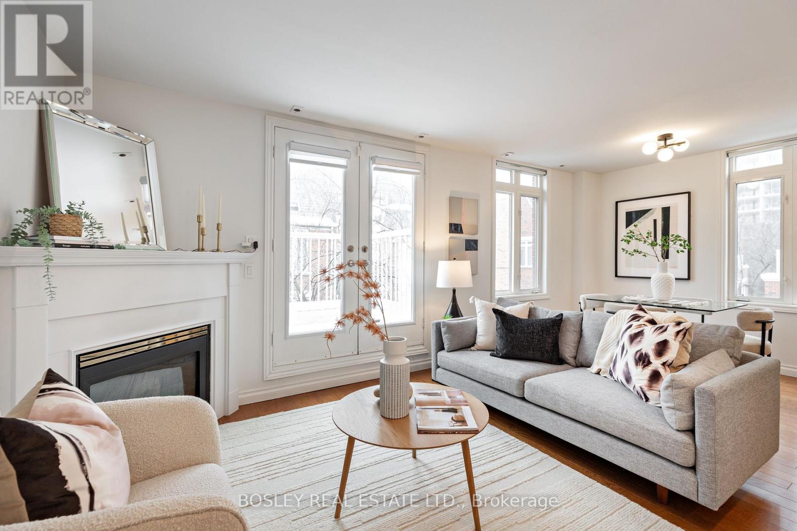 1802 - 12 Sudbury Street, Toronto, Ontario  M6J 3W7 - Photo 3 - C12718940