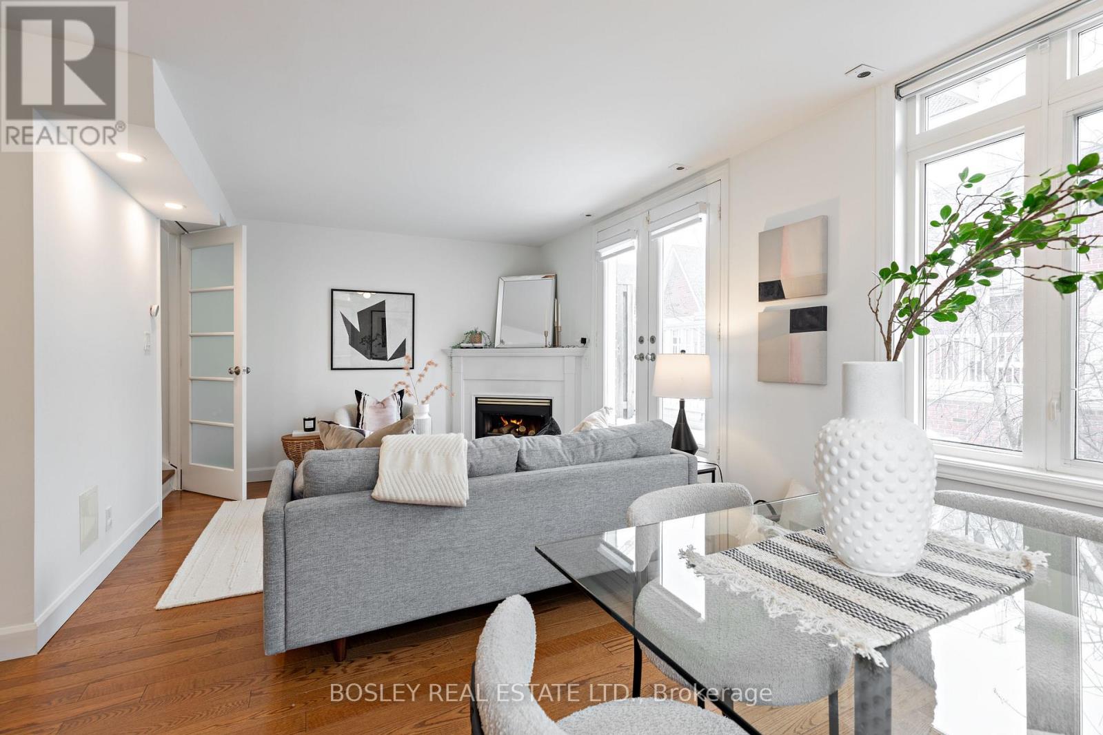 1802 - 12 Sudbury Street, Toronto, Ontario  M6J 3W7 - Photo 7 - C12718940