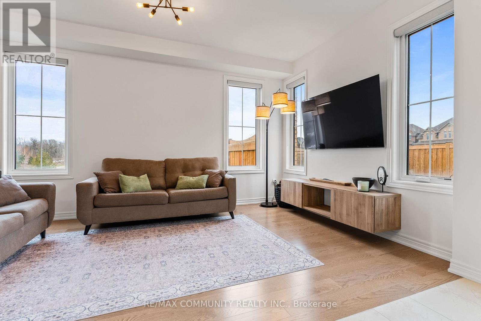 88 Littlewood Drive, Whitby, Ontario  L1P 0H4 - Photo 16 - E12718828