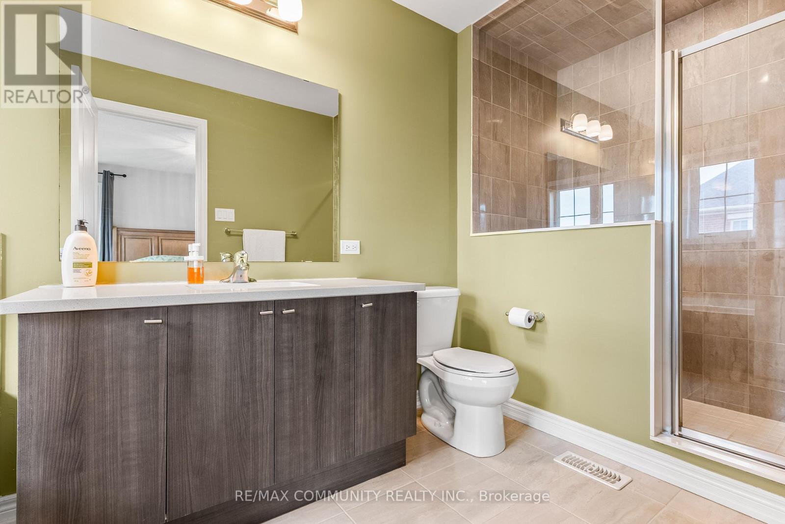 88 Littlewood Drive, Whitby, Ontario  L1P 0H4 - Photo 33 - E12718828