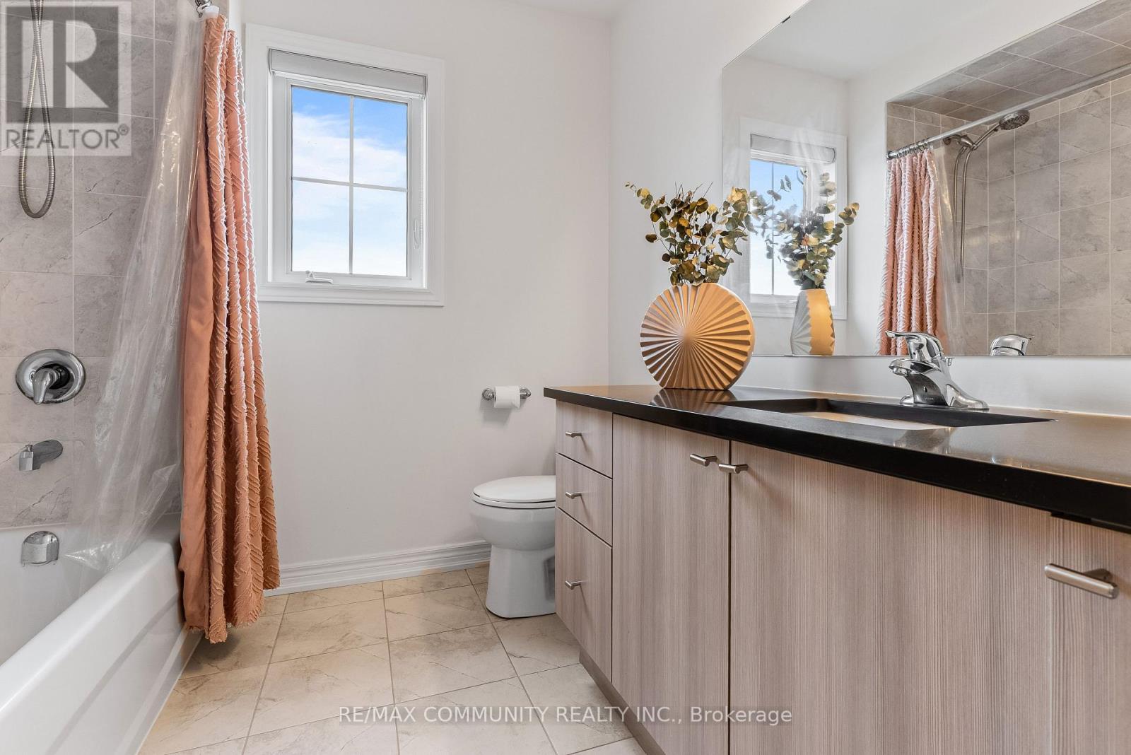 88 Littlewood Drive, Whitby, Ontario  L1P 0H4 - Photo 41 - E12718828