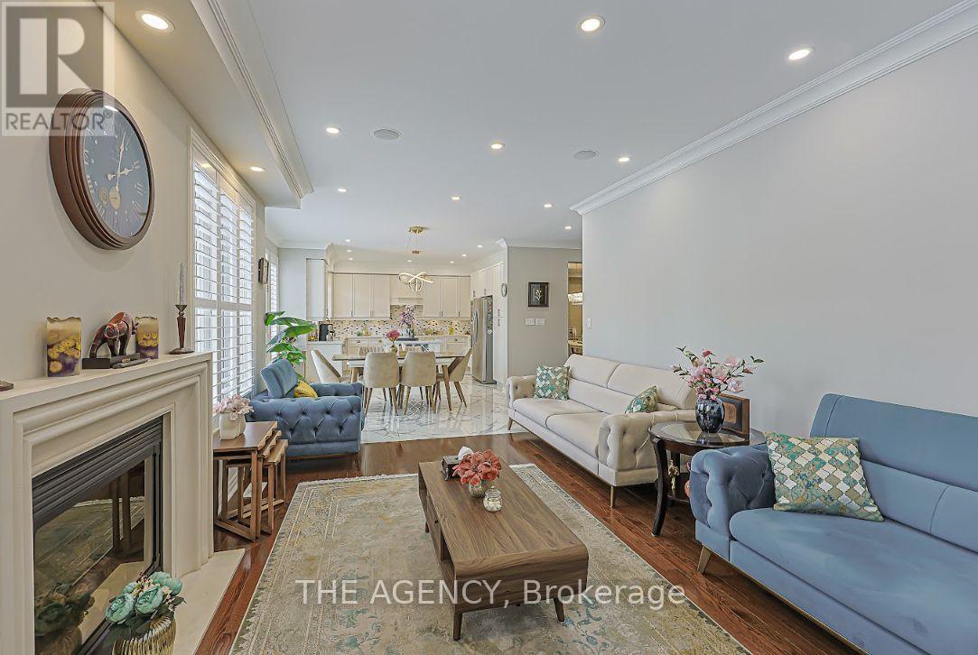 48 Tonner Crescent, Aurora, Ontario  L4G 0G6 - Photo 14 - N12718806