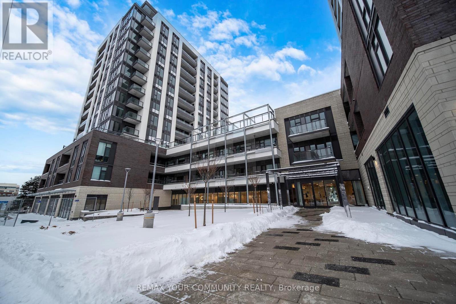 1011 - 705 DAVIS DRIVE, Newmarket, Ontario