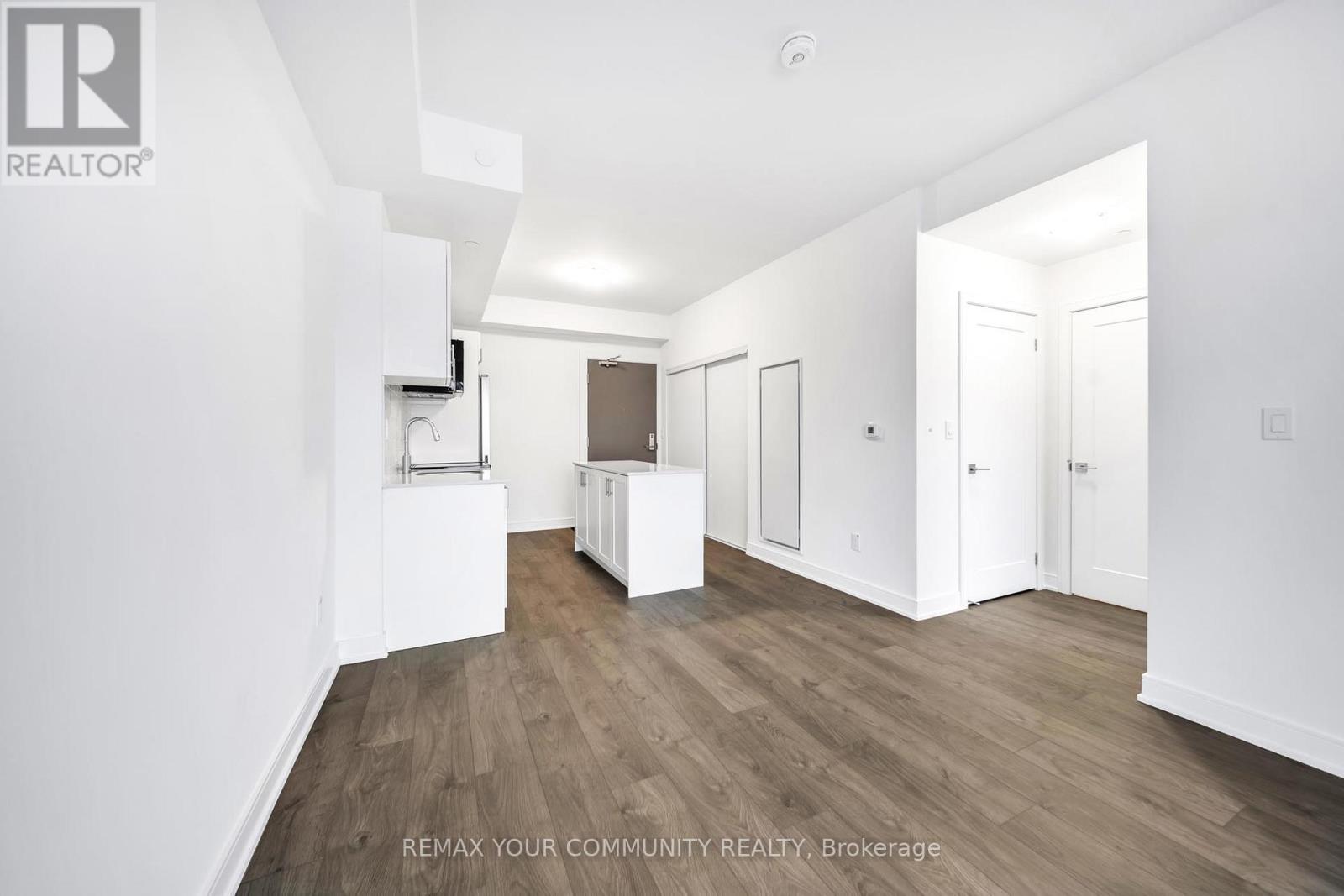 1011 - 705 Davis Drive, Newmarket, Ontario  L3Y 0J1 - Photo 18 - N12718808