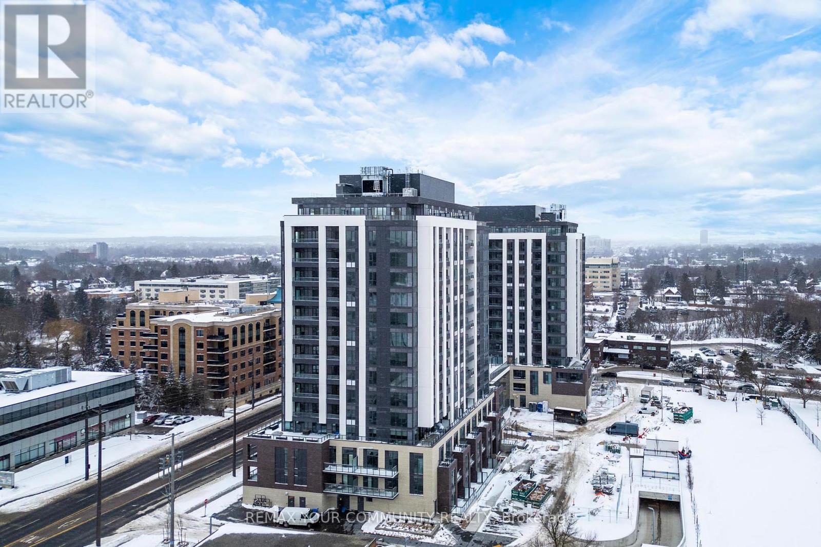 1011 - 705 Davis Drive, Newmarket, Ontario  L3Y 0J1 - Photo 5 - N12718808