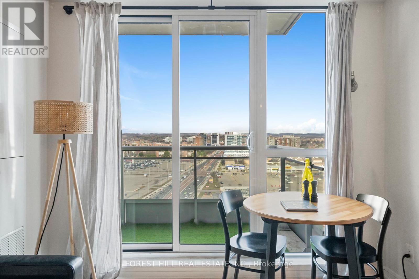 1501 - 9201 Yonge Street, Richmond Hill, Ontario  L4C 6Z2 - Photo 7 - N12718866