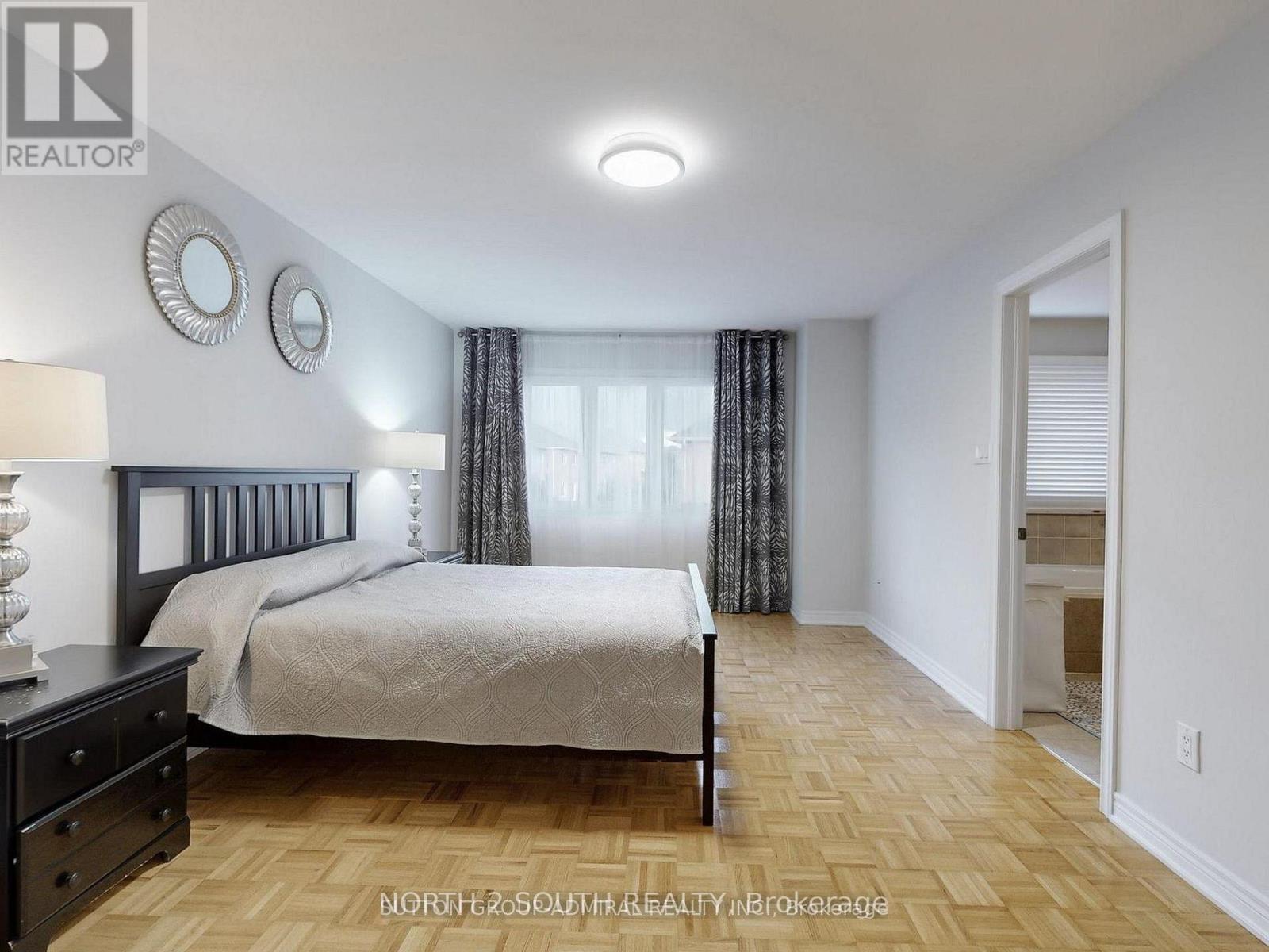 212 Lauderdale Drive, Vaughan, Ontario  L6A 0S4 - Photo 17 - N12718898