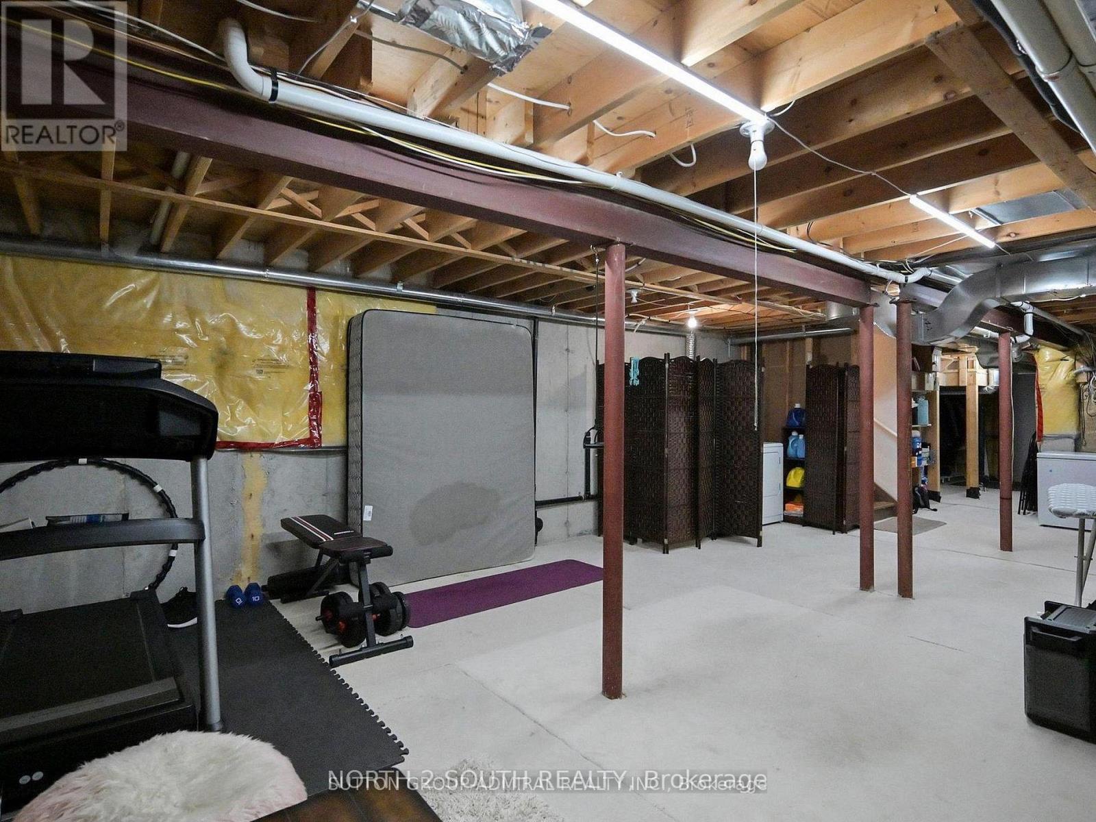 212 Lauderdale Drive, Vaughan, Ontario  L6A 0S4 - Photo 25 - N12718898