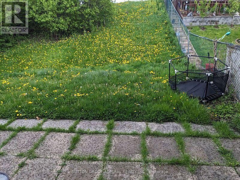 47 Riviera Drive, Vaughan, Ontario  L4K 2H9 - Photo 20 - N12718930