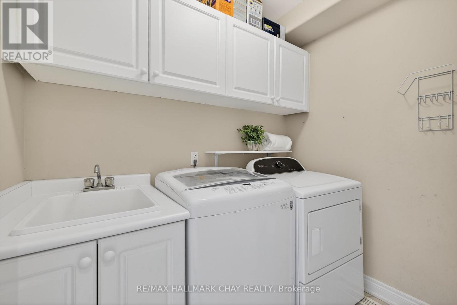 75 Smith Street, Bradford West Gwillimbury, Ontario  L3Z 3E3 - Photo 18 - N12718942