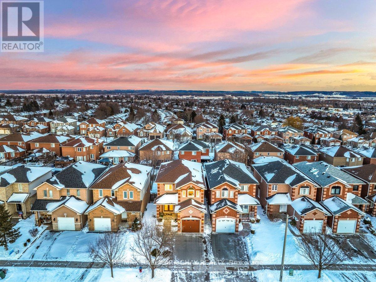 75 Smith Street, Bradford West Gwillimbury, Ontario  L3Z 3E3 - Photo 48 - N12718942