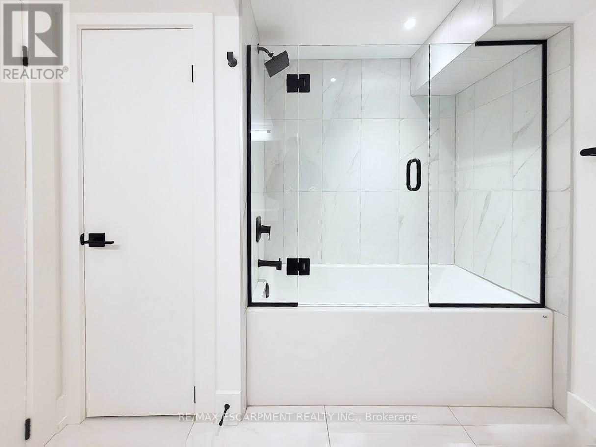 Lower - 664 Hiawatha Boulevard, Hamilton, Ontario  L9G 3A5 - Photo 17 - X12634958