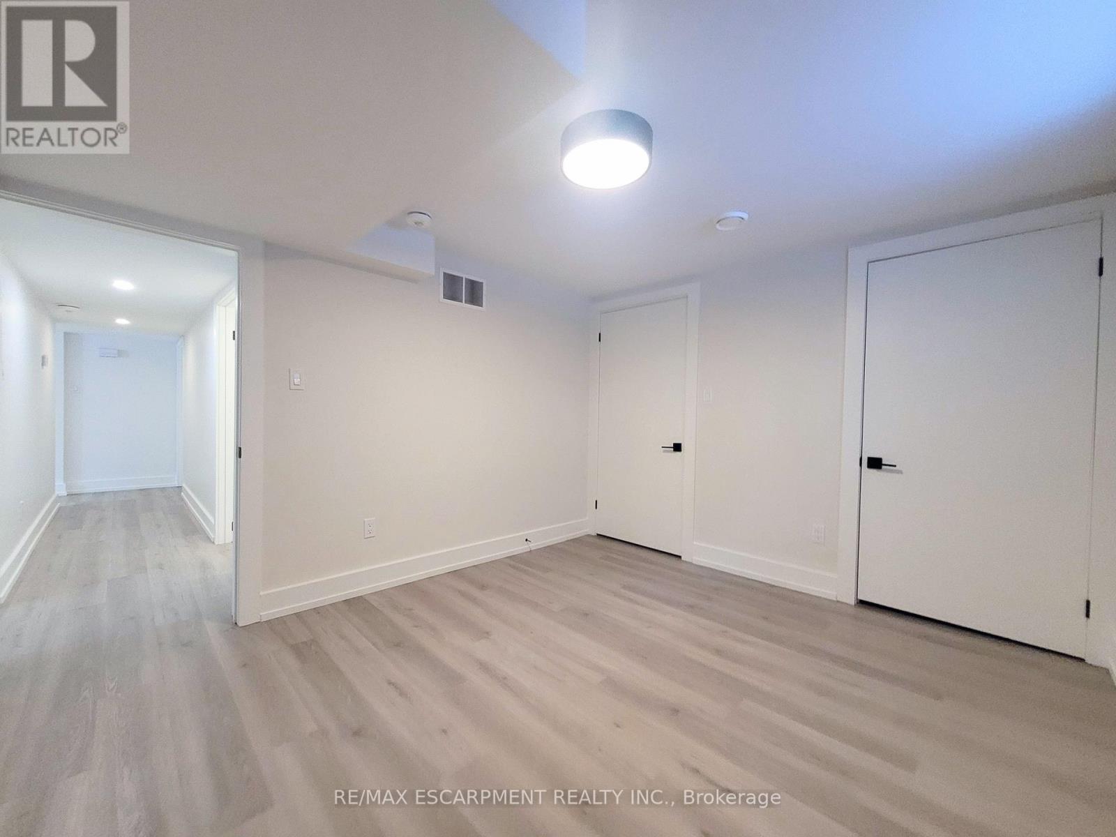 Lower - 664 Hiawatha Boulevard, Hamilton, Ontario  L9G 3A5 - Photo 14 - X12634958