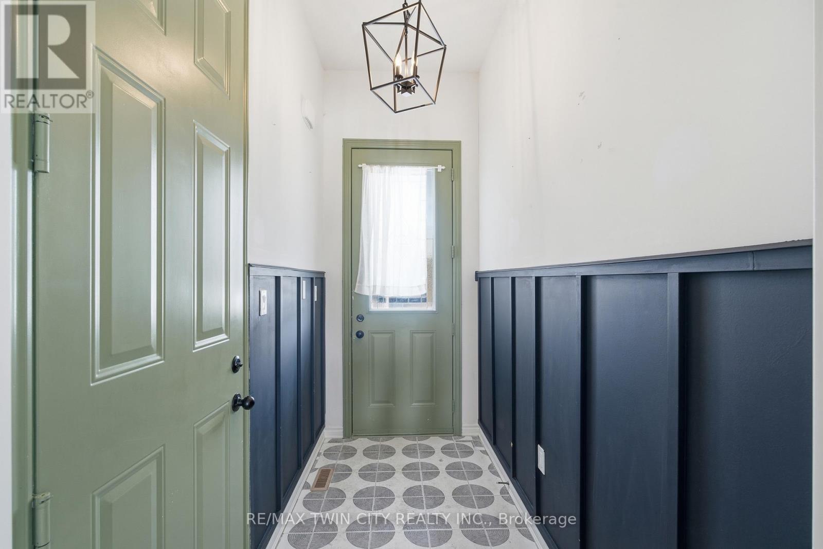 43 Harvest Avenue, Tillsonburg, Ontario  N4G 0H9 - Photo 34 - X12718756