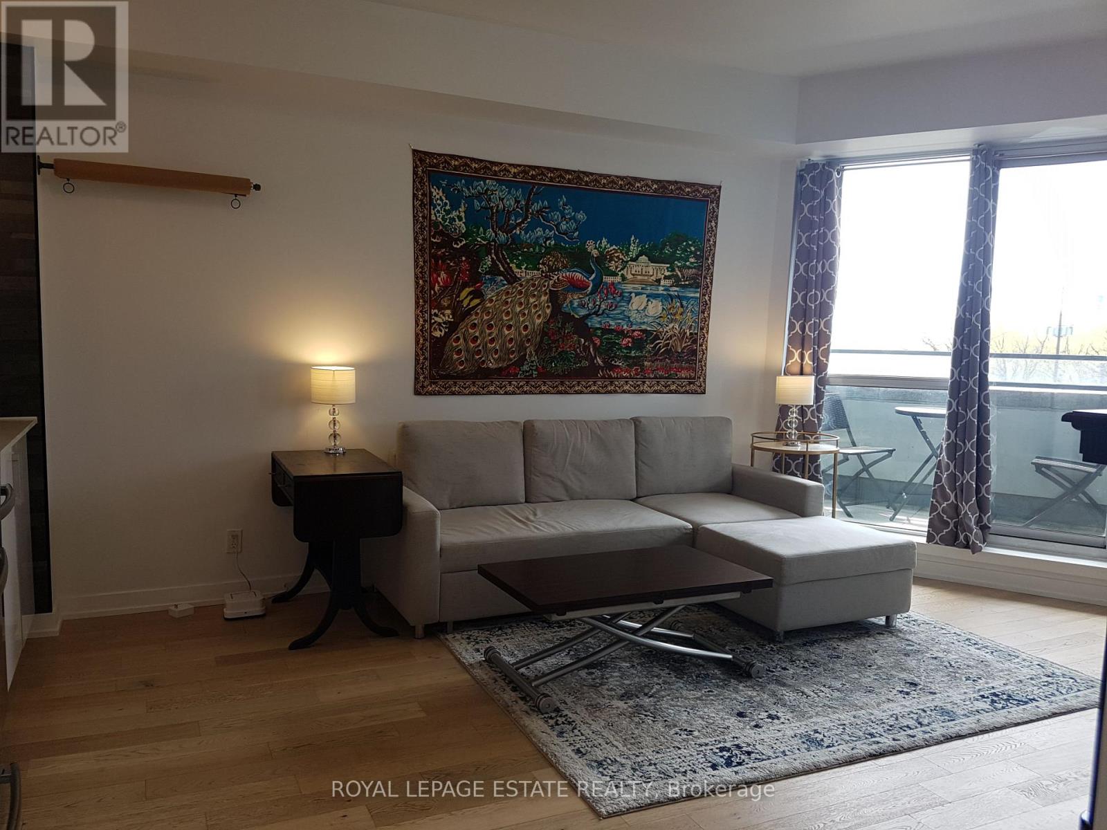 301 - 2212 Lake Shore Boulevard W, Toronto, Ontario  M8V 0C2 - Photo 4 - W12718810