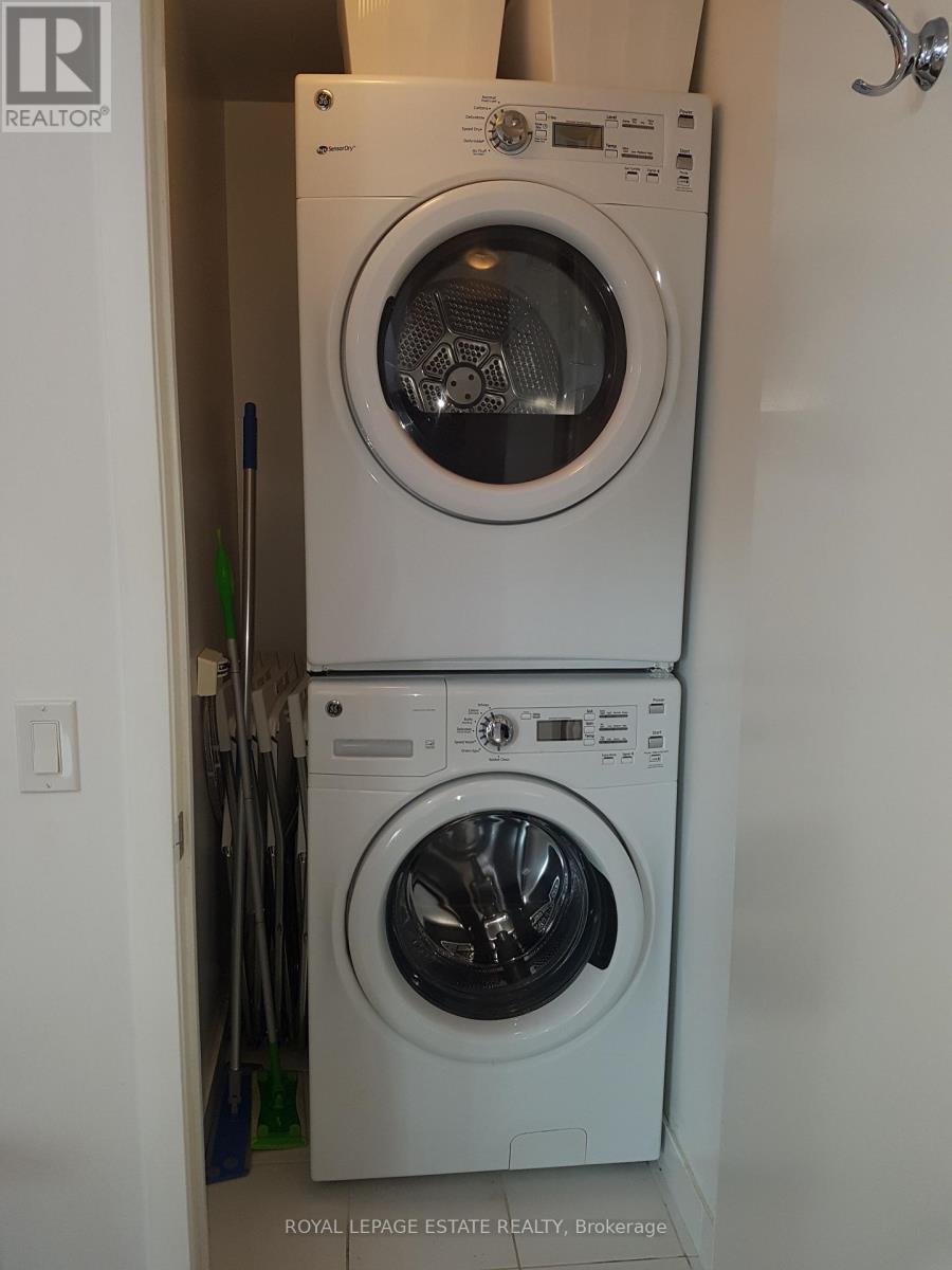 301 - 2212 Lake Shore Boulevard W, Toronto, Ontario  M8V 0C2 - Photo 7 - W12718810