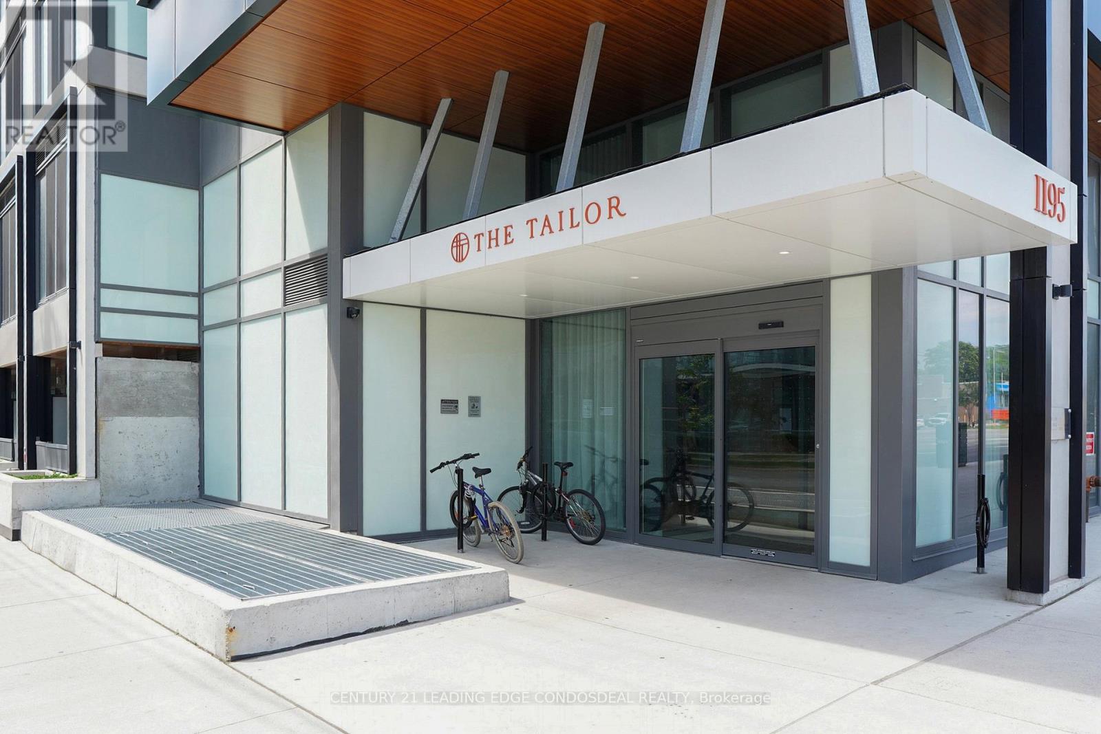 213 - 1195 The Queensway, Toronto, Ontario  M8Z 0H1 - Photo 4 - W12718816