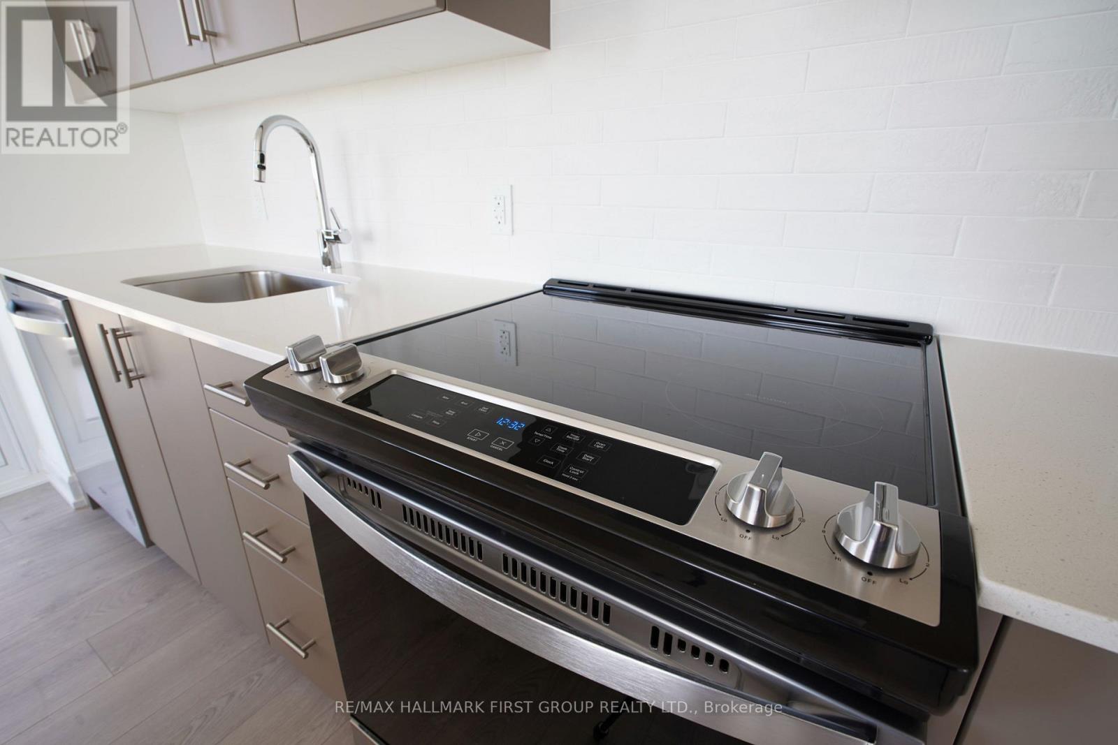 813 - 3220 William Coltson Avenue, Oakville, Ontario  L6H 7X9 - Photo 20 - W12718842