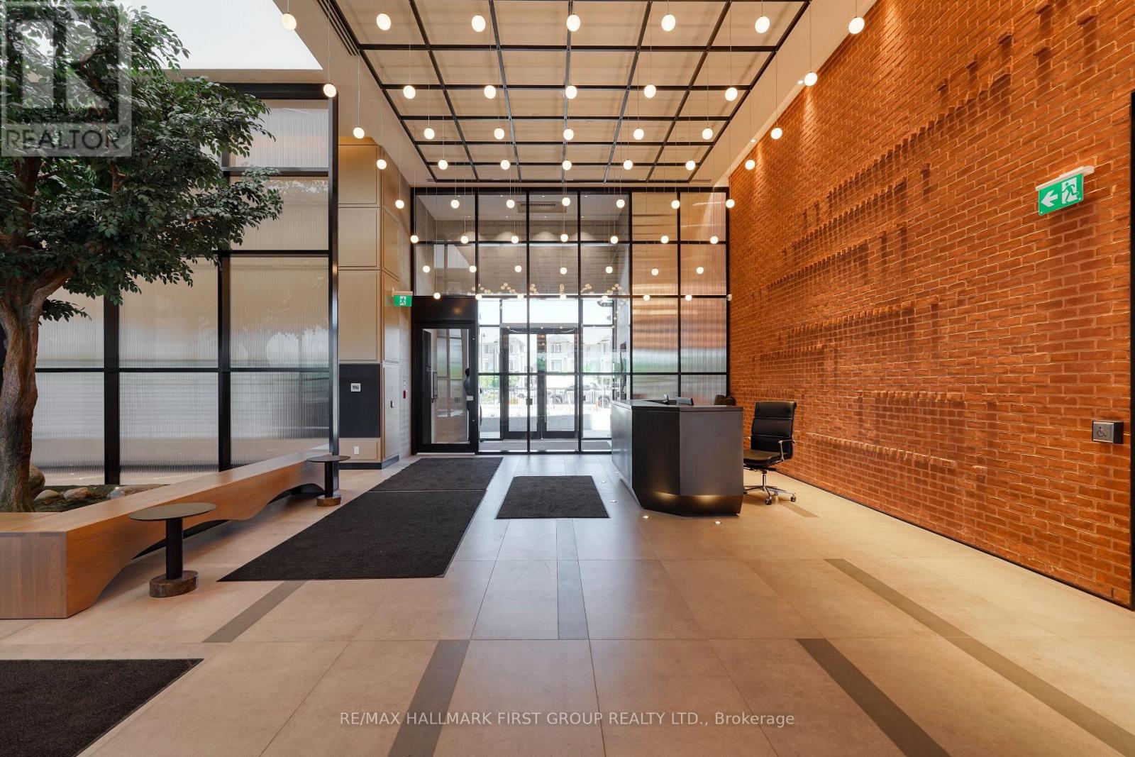 813 - 3220 William Coltson Avenue, Oakville, Ontario  L6H 7X9 - Photo 4 - W12718842