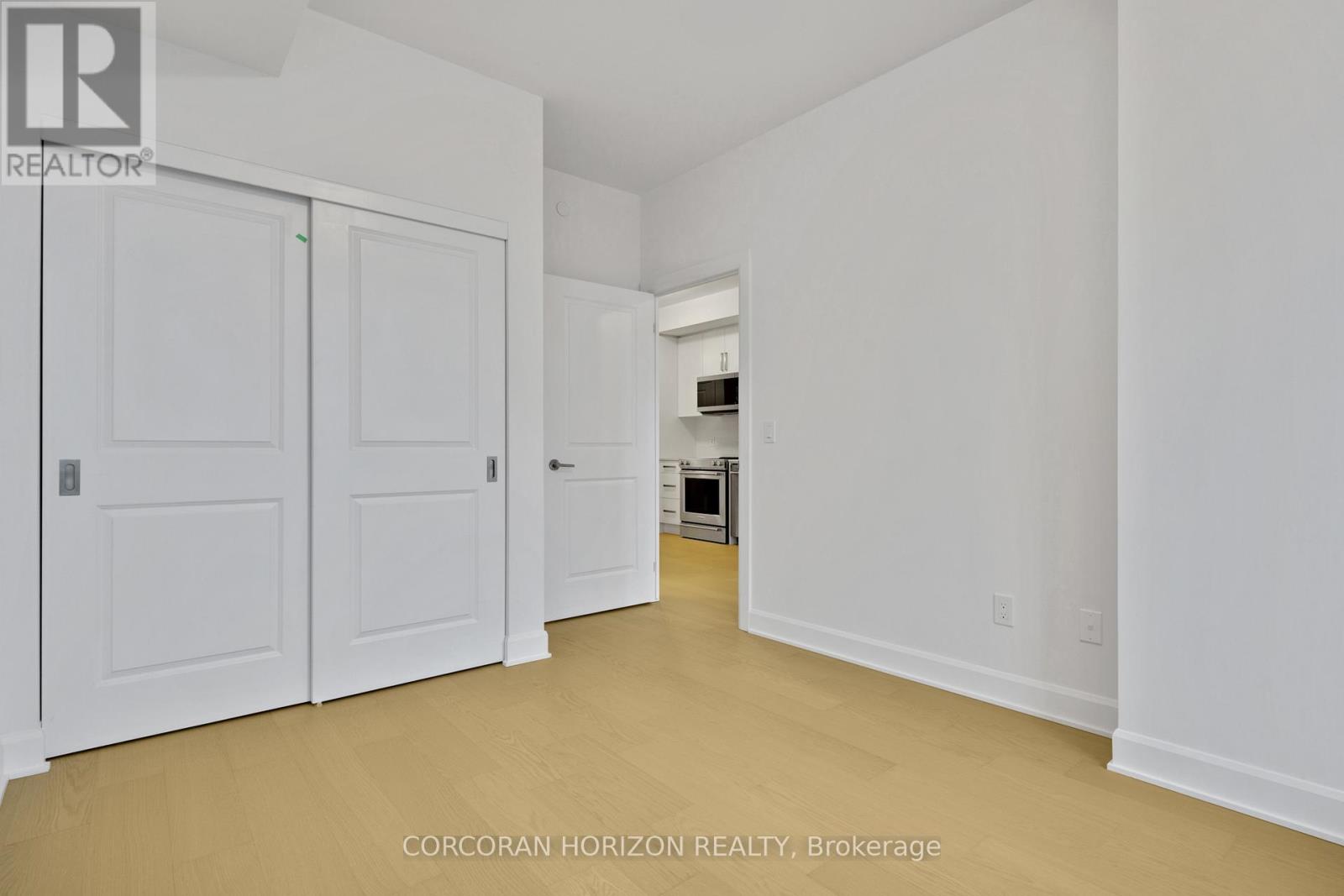 1909 - 3240 William Coltson Avenue, Oakville, Ontario  L6H 8C8 - Photo 16 - W12718846