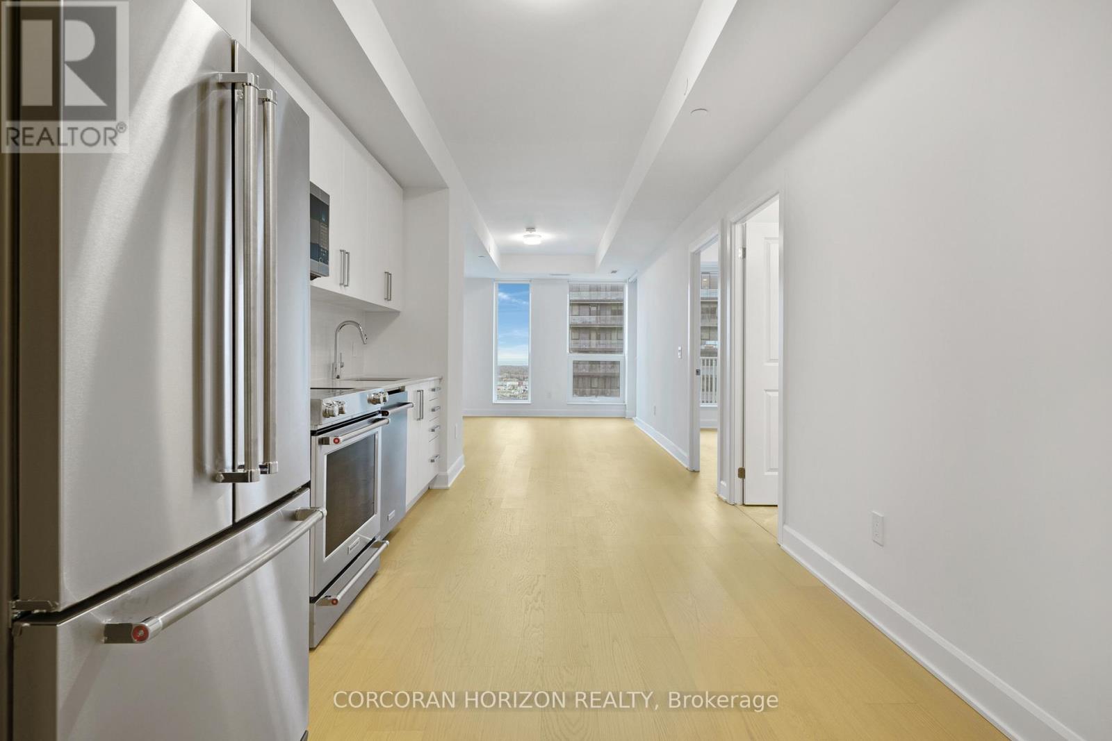 1909 - 3240 William Coltson Avenue, Oakville, Ontario  L6H 8C8 - Photo 5 - W12718846