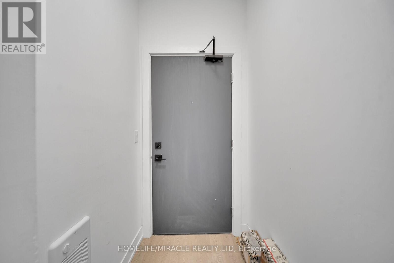 230 - 1062 Douglas Mccurdy Common N, Mississauga, Ontario  L5G 4B1 - Photo 11 - W12718854