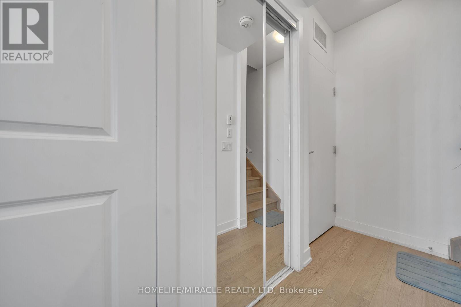 230 - 1062 Douglas Mccurdy Common N, Mississauga, Ontario  L5G 4B1 - Photo 13 - W12718854